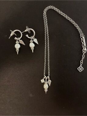 Kendra Scott Silver and White Pearl Drop Necklace with Matching Earrings